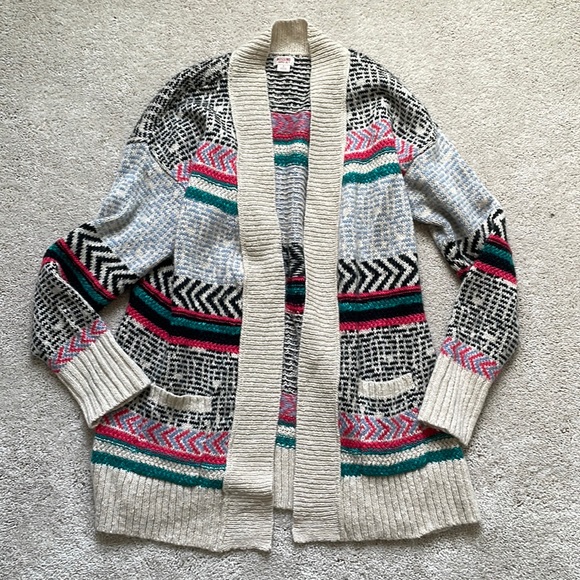 Mossimo Supply Co. Sweaters - Mossimo Cardigan - Like New Condition